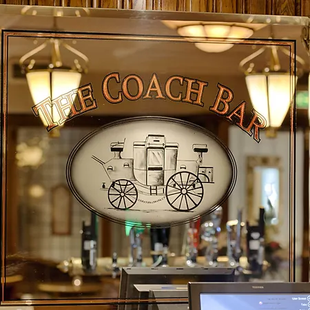 ホテル Ashdown Park 4*