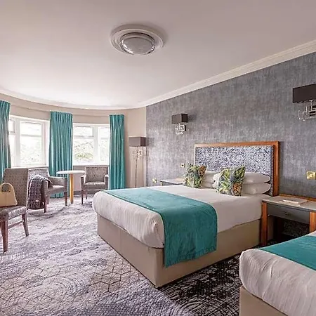 Ashdown Park 4*