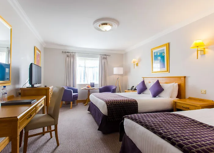 Hotel Ashdown Park 4*