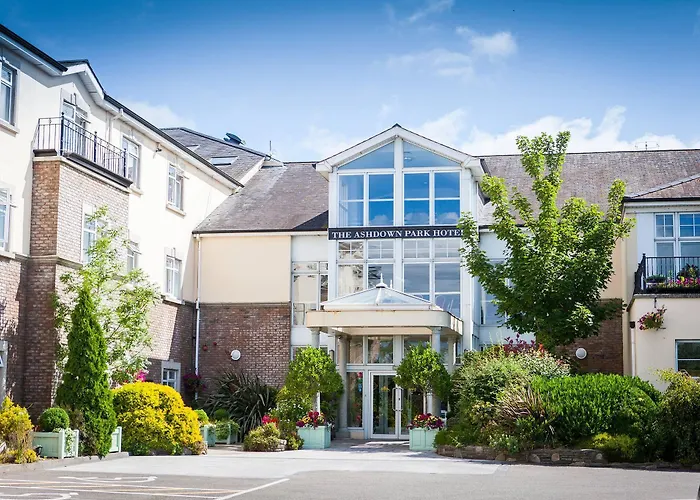 Hotel Ashdown Park 4*